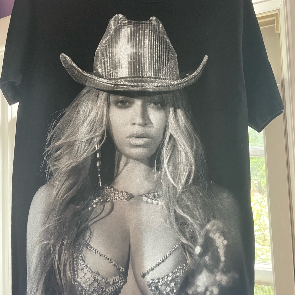 Beyonce Renaissance Tour tshirt - Picture 5 of 6